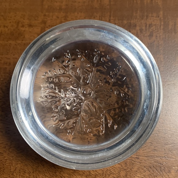 Snowflake Paperweight - Picture 3 of 5